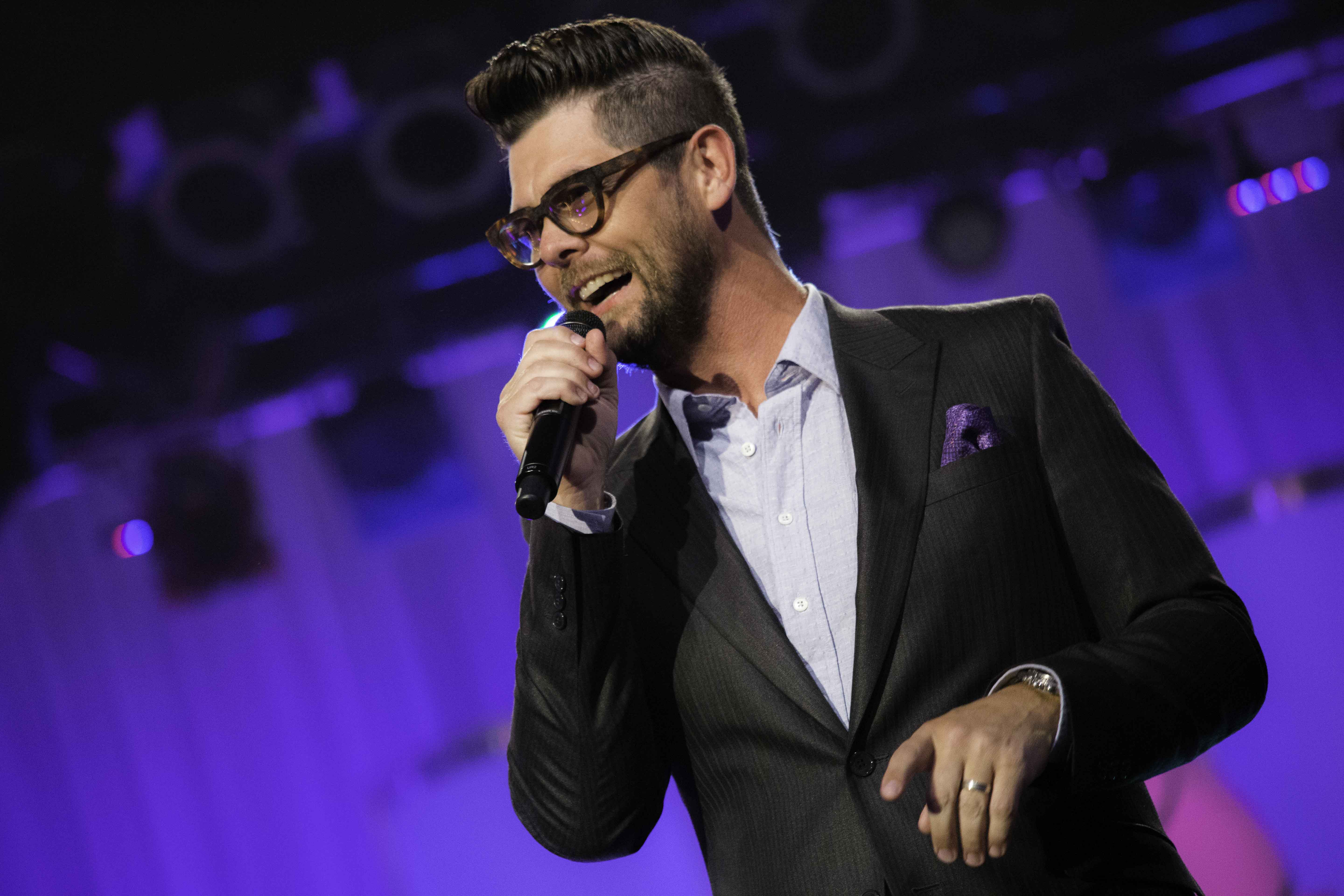  Jason Crabb 